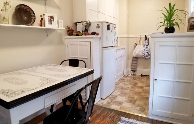 Crescent Garden Apartments