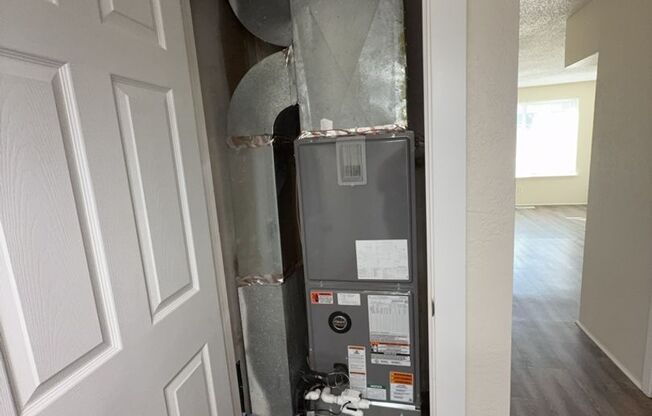 2 beds, 1.5 baths, 942 sqft, $1,399, Unit 4421A08