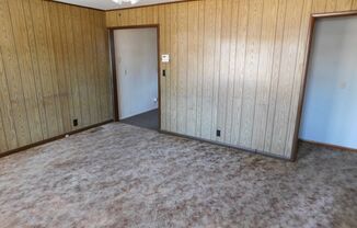 2 beds, 1 bath, $675