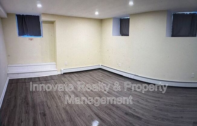 29 E LOGAN AVE
