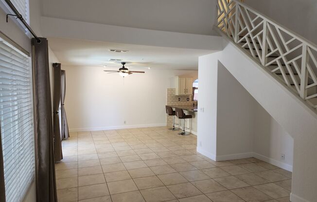 2 beds, 2.5 baths, $2,450, Unit Unit 1105