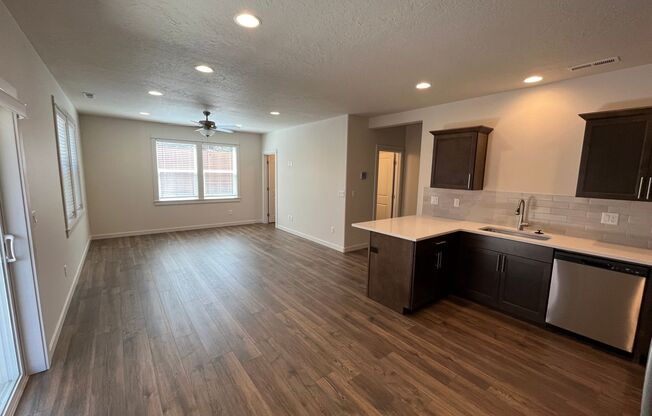 Newer 10 Unit Townhome Community in Convenient Location