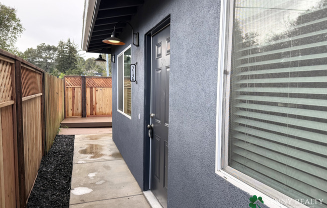 Remodeled 3 BD/2 BA Home with Private Entrance and Backyard