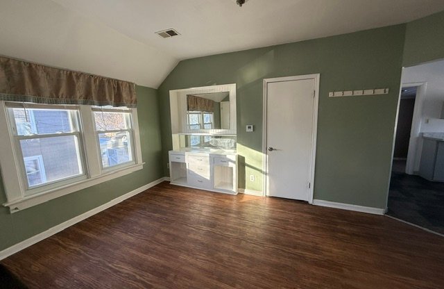 814 BEECHWOOD