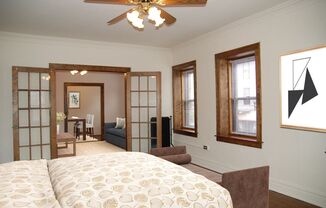 553 W. Oakdale