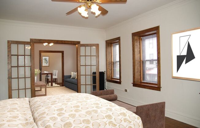 553 W. Oakdale