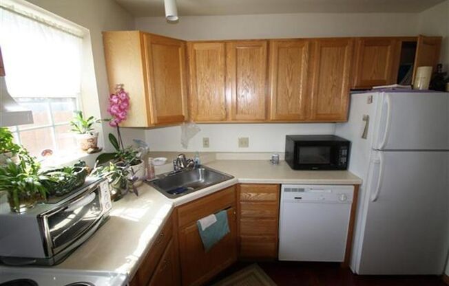 1329 Glacier Hill Drive