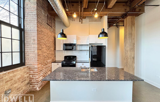 1435 West 15th Street