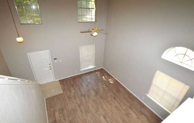 3 beds, 2.5 baths, $1,900