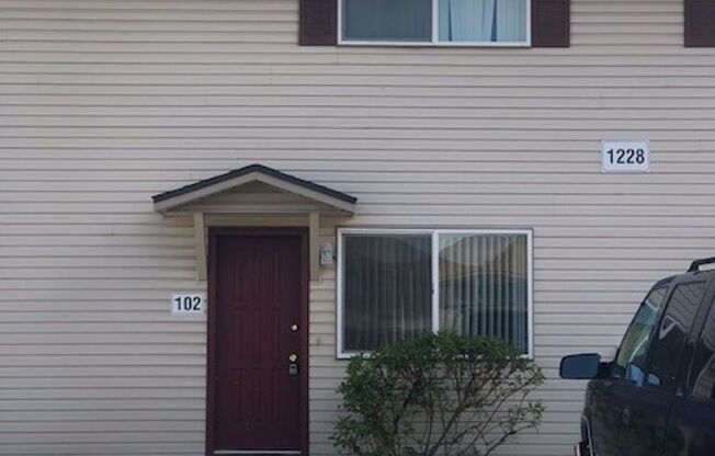 Juniper St. - 1228