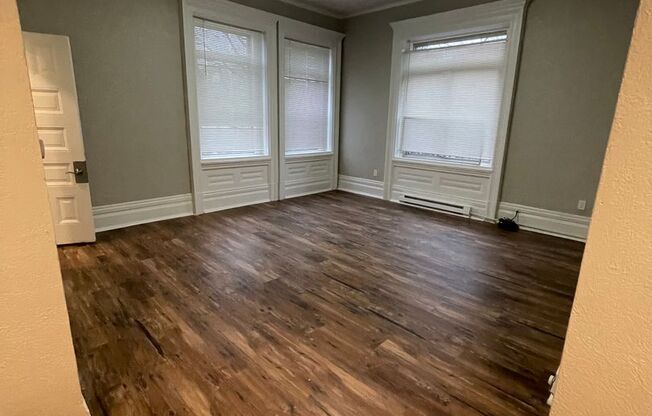 Studio, 1 bath, $975, Unit #05