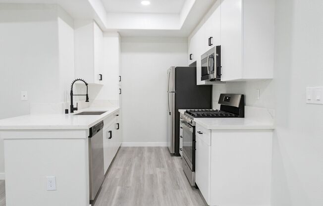 2 beds, 2 baths, 1,150 sqft, $3,098, Unit 120