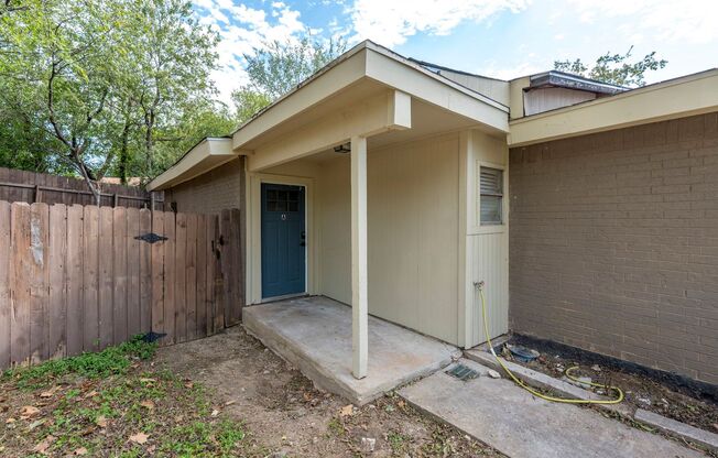 1922 Valley Hill Cir.