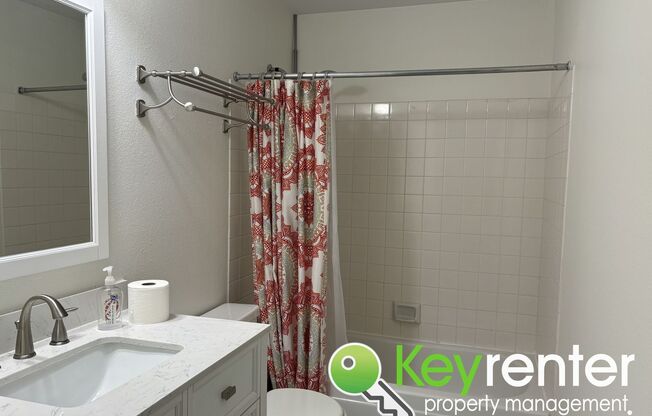 2 beds, 2 baths, $2,000, Unit UNIT A 201