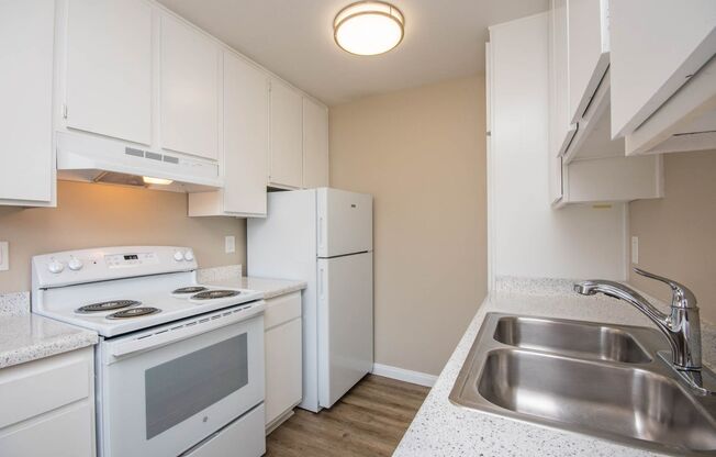 1 bed, 1 bath, 615 sqft, $2,450