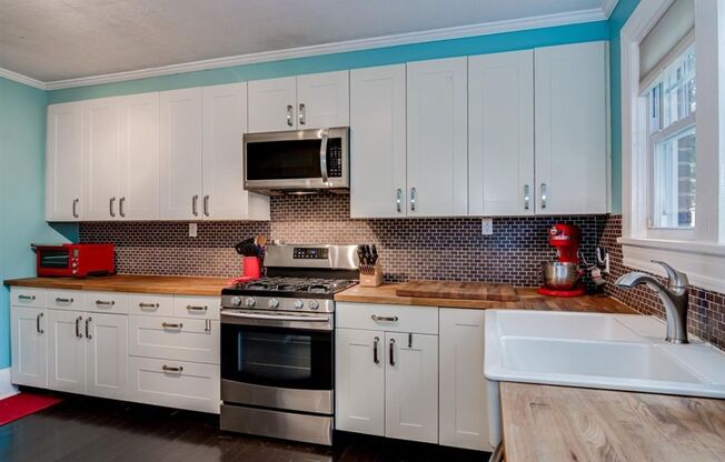 433 East Avenue - Hromyak