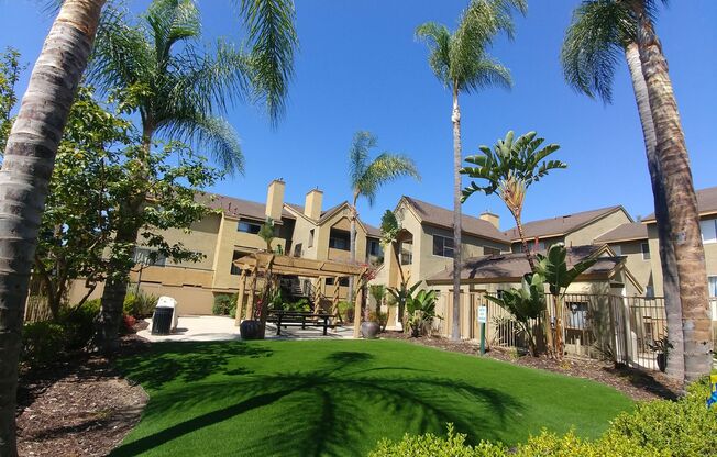 2 beds, 2 baths, 884 sqft, $2,692, Unit 339