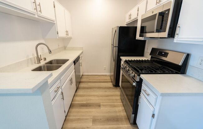 1 bed, 1 bath, 550 sqft, $1,895, Unit 207