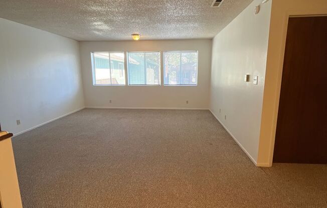 2 beds, 1 bath, 988 sqft, $1,850