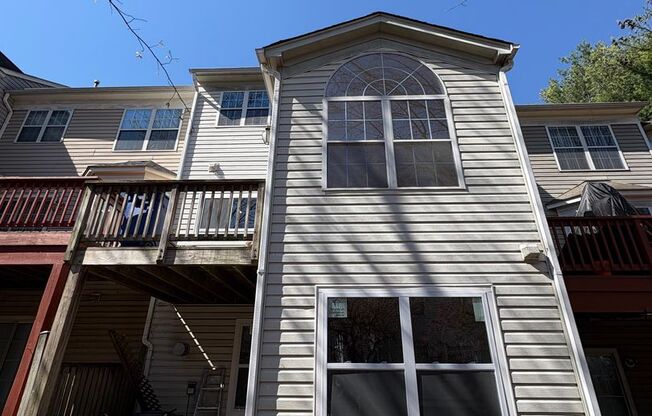 Beautifully Remodeled Randallstown 4bd/3.5ba W/ CAC, W/D, and Updates Galore! Available now