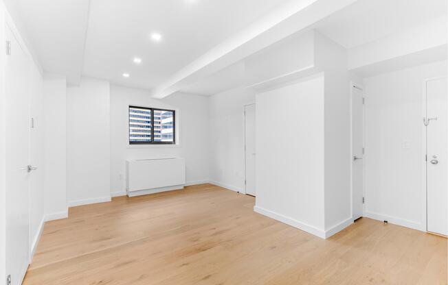 3 beds, 2 baths, 1,500 sqft, $8,750, Unit 2116