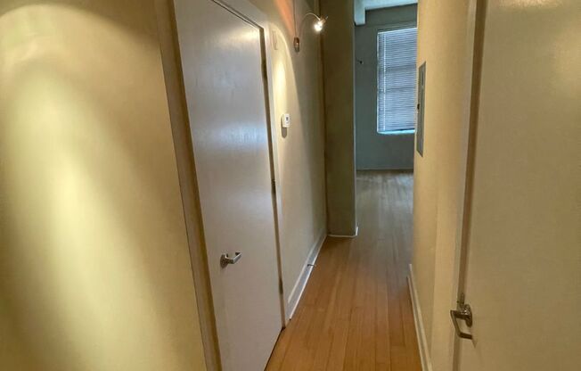 2 beds, 1.5 baths, 891 sqft, $1,485, Unit 213