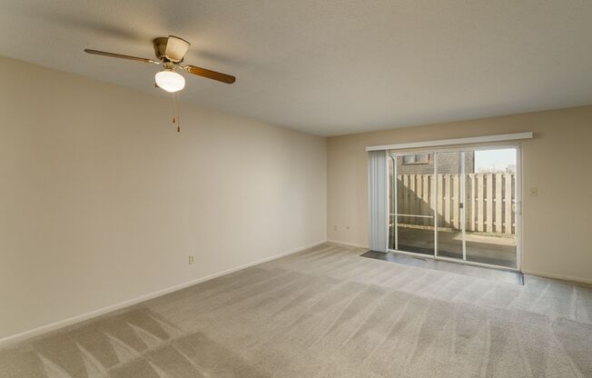 2 beds, 1.5 baths, $1,350, Unit 411 E Buttles Ave Apt. K