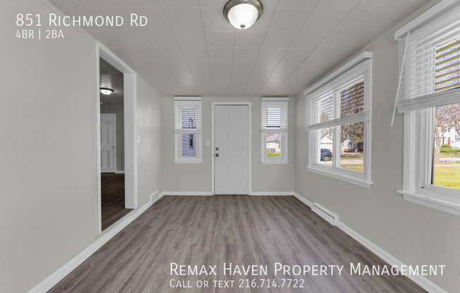 851 RICHMOND RD