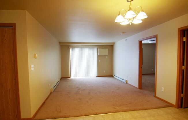 2 beds, 2 baths, 1,014 sqft, $1,415, Unit 1830-211