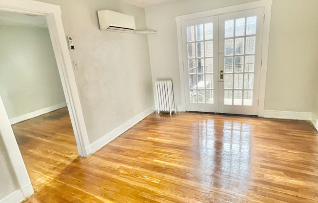 2357 Brownsville Road (Full Service)