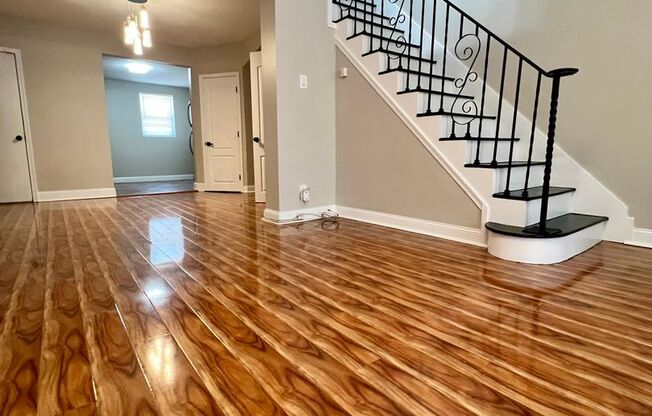 Gorgeous 3-Bedroom Townhome in Juniata! Available NOW!