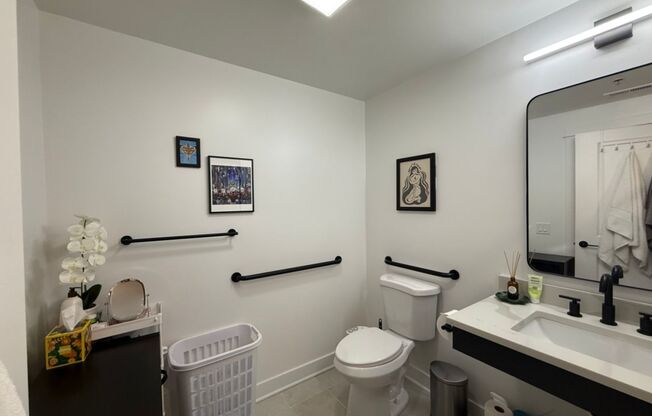 1 bed, 1 bath, 693 sqft, $2,299, Unit 105