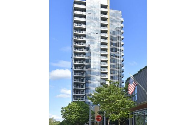 1 bed, 1.5 baths, $2,240, Unit # 1604