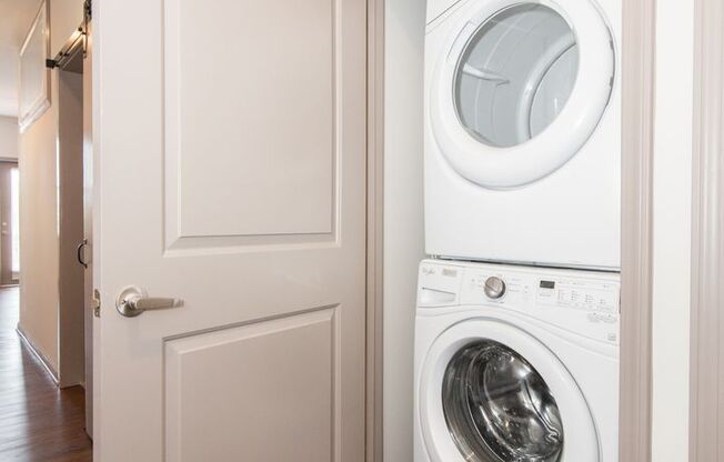 1 bed, 1 bath, 588 sqft, $1,235, Unit 301