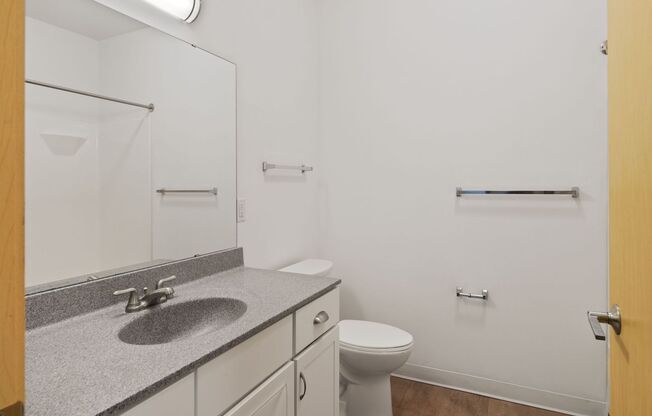 2 beds, 2 baths, 1,021 sqft, $1,520, Unit 419