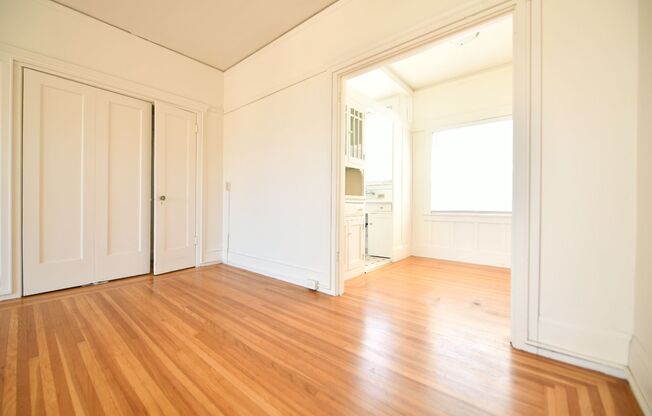 Studio, 1 bath, $1,895, Unit 06