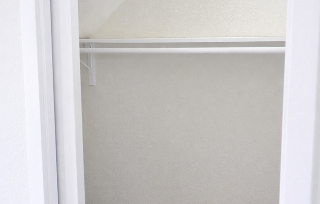 1 bed, 1 bath, 638 sqft, $1,100, Unit 4 - 412