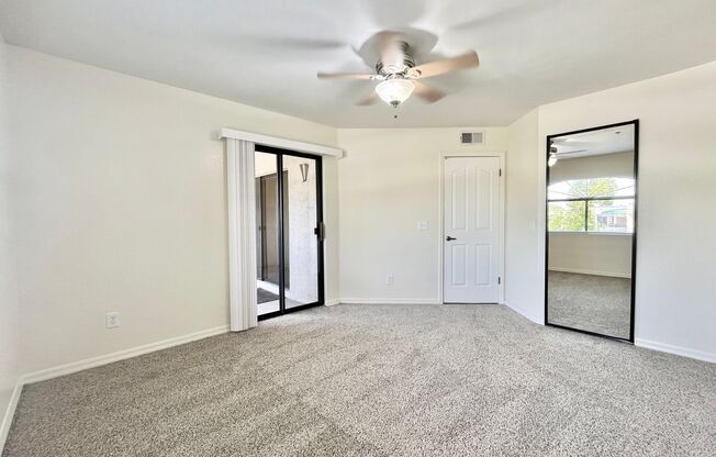 2 beds, 2 baths, $2,095, Unit Unit 421