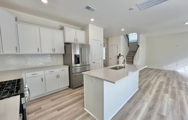 Stunning New Construction 3BD, 2.5BA Durham Home with a 2-Car Attached Garage in a Prime Location