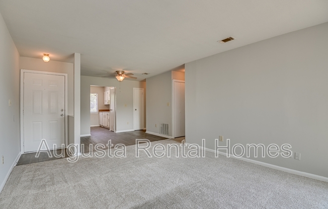 2824 C THOMAS LN