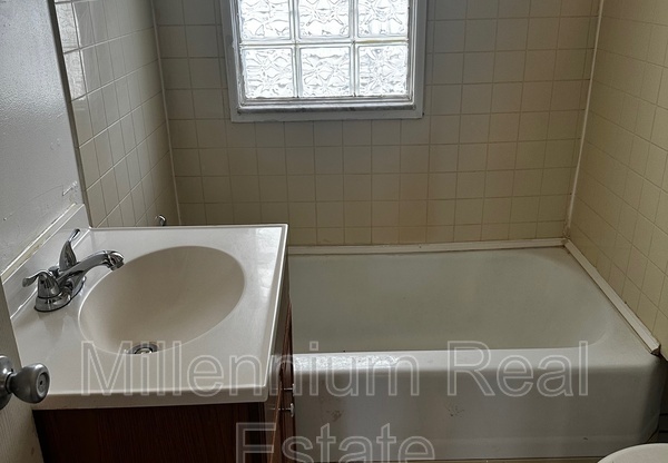 15251 MAPLEWOOD