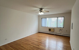 6250 N Kenmore Ave 207