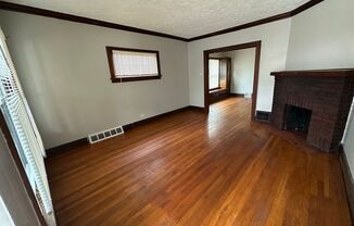 4 beds, 1 bath, $1,495, Unit 4805 Ardmore Avenue