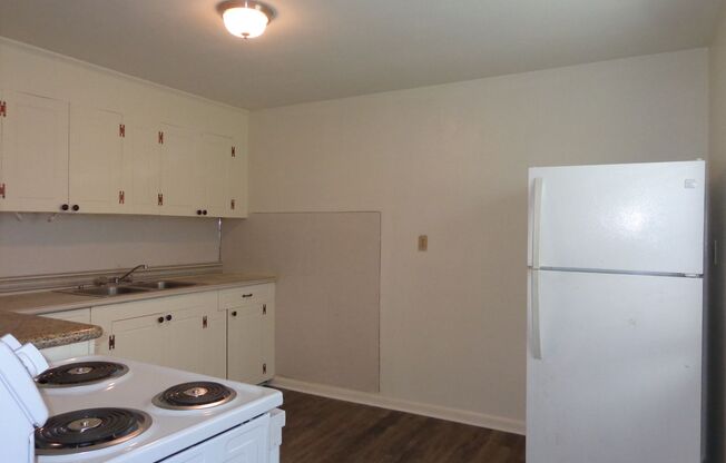 2 beds, 1 bath, 750 sqft, $1,295, Unit #3
