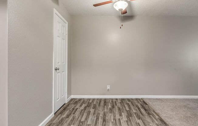 1 bed, 1 bath, 660 sqft, $815, Unit The Elms by ONYX #6