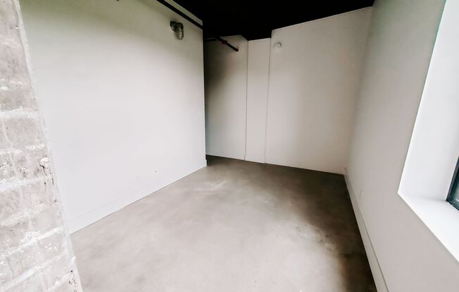 Studio, 1 bath, 465 sqft, $975, Unit D203