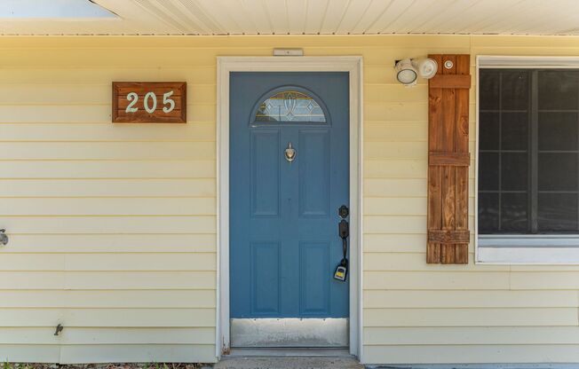 Updated home in Fort Walton Beach!