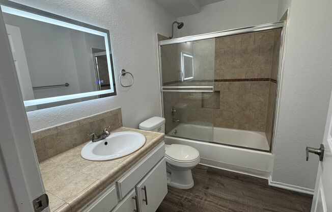 1 bed, 1 bath, $1,800, Unit 064#208