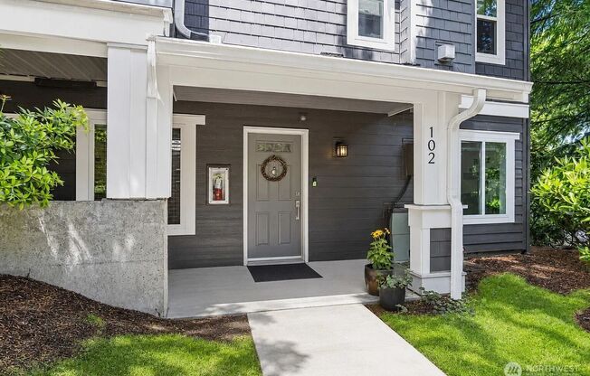 Peaceful Lakemont Living | Charming 3-Bedroom Ground-Floor Condo
