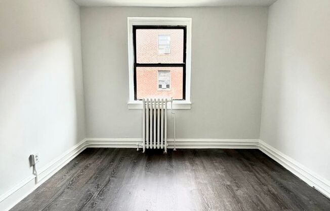1 bed, 1 bath, $1,050, Unit F4